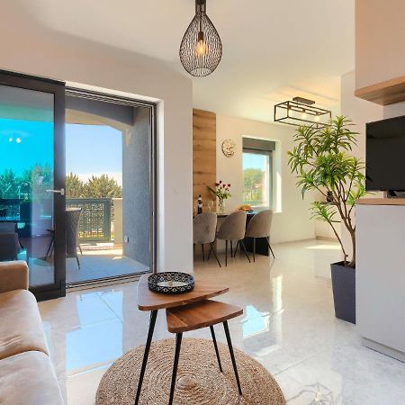 Apartment Wing 77 By Interhome Pula Exterior foto