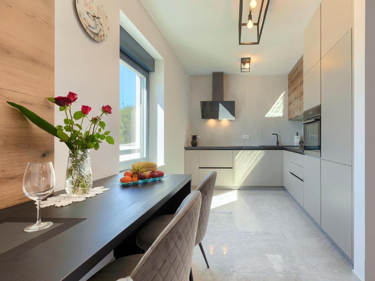 Apartment Wing 77 By Interhome Pula Exterior foto